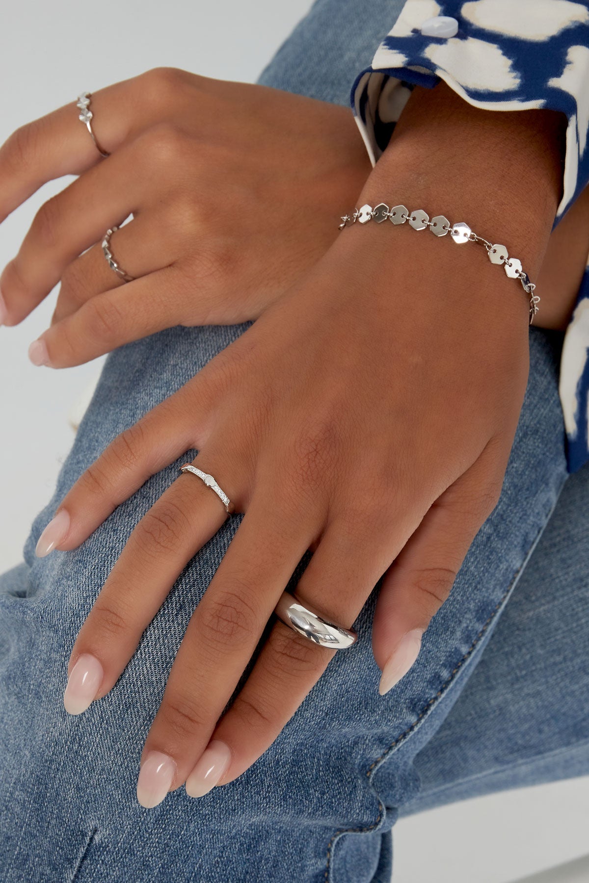 Ring mit Details – Goldfarbe - Goldfarbefarbe