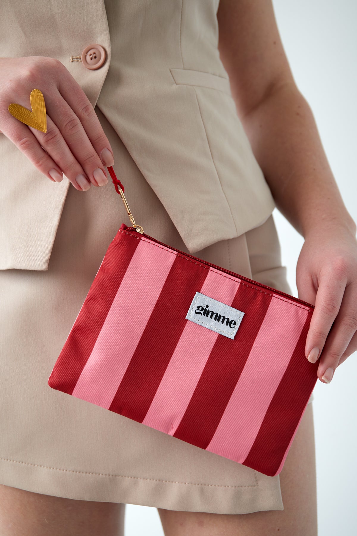 Flacher Kulturbeutel mit dicken Streifen - Rosarot