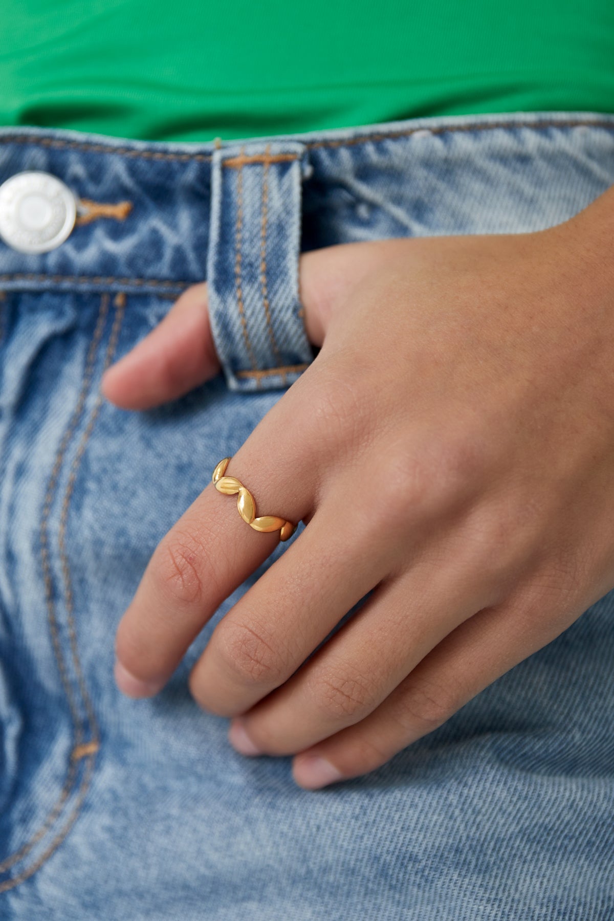 Gewellter Wunderring - Goldfarben