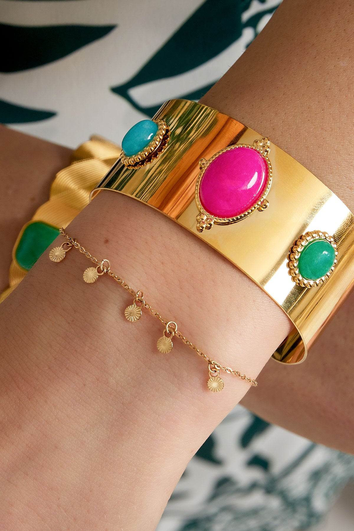 Klassisches Armband mit runden Anhängern – Goldfarbe  - Goldfarbefarbe