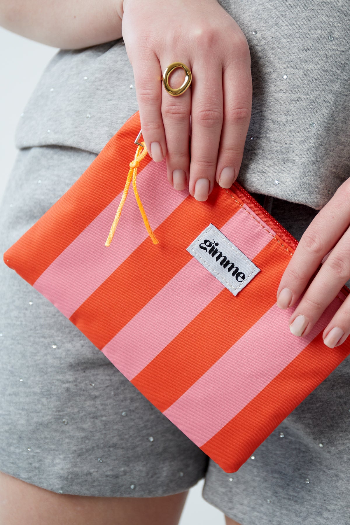 Flacher Kulturbeutel groß gestreift - Orange pink