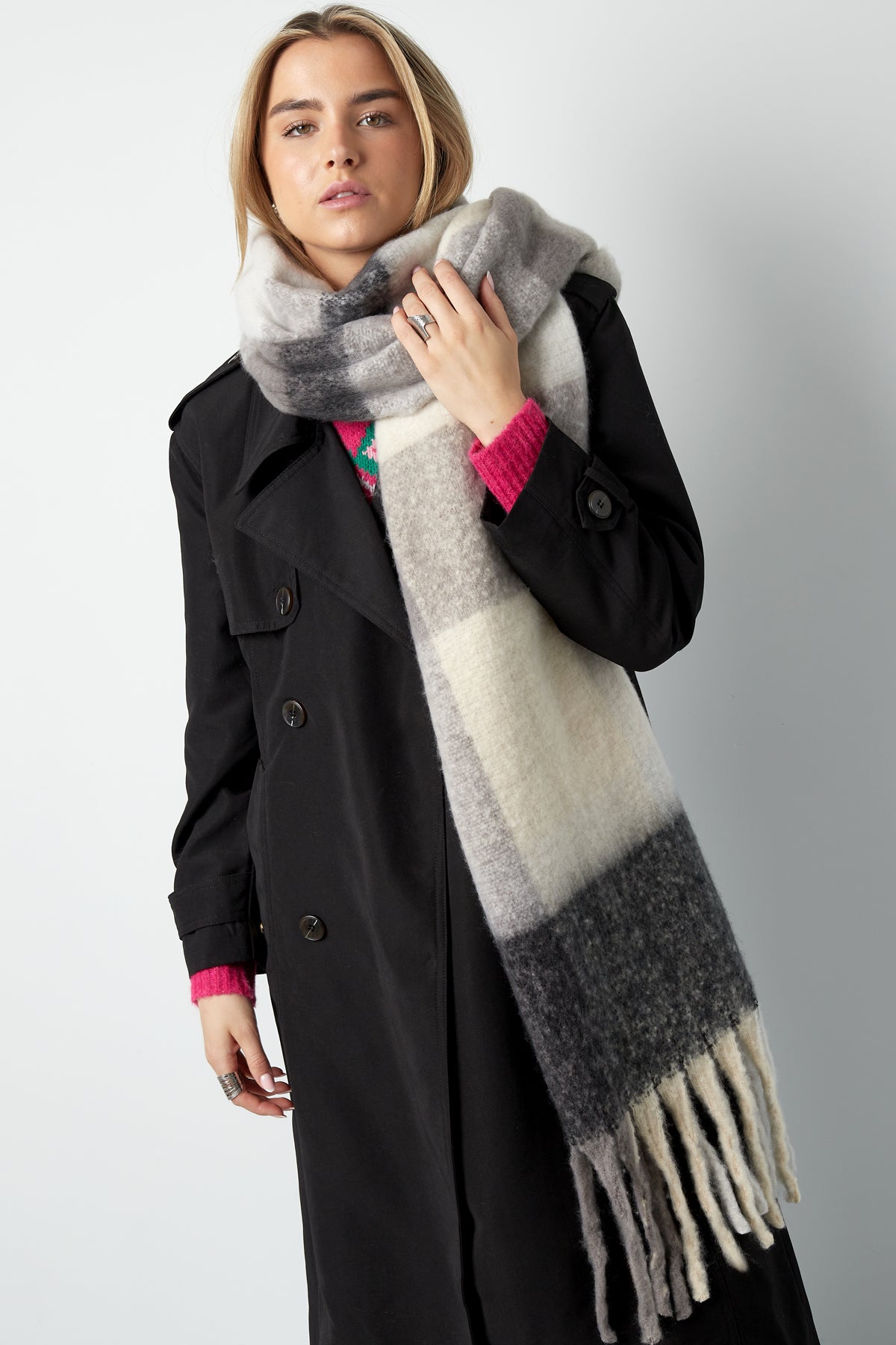 Eleganter Embrace Schal