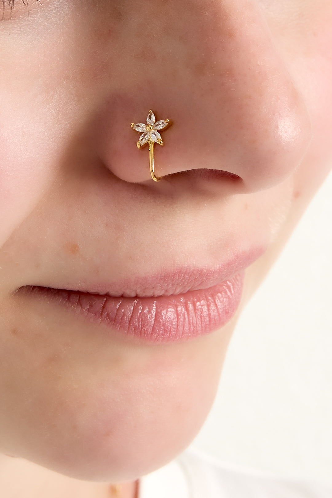 Nasenmanschette und Ohrmanschette