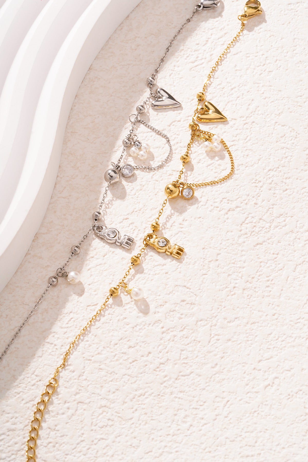 Verbundenes Liebesarmband - Goldfarben