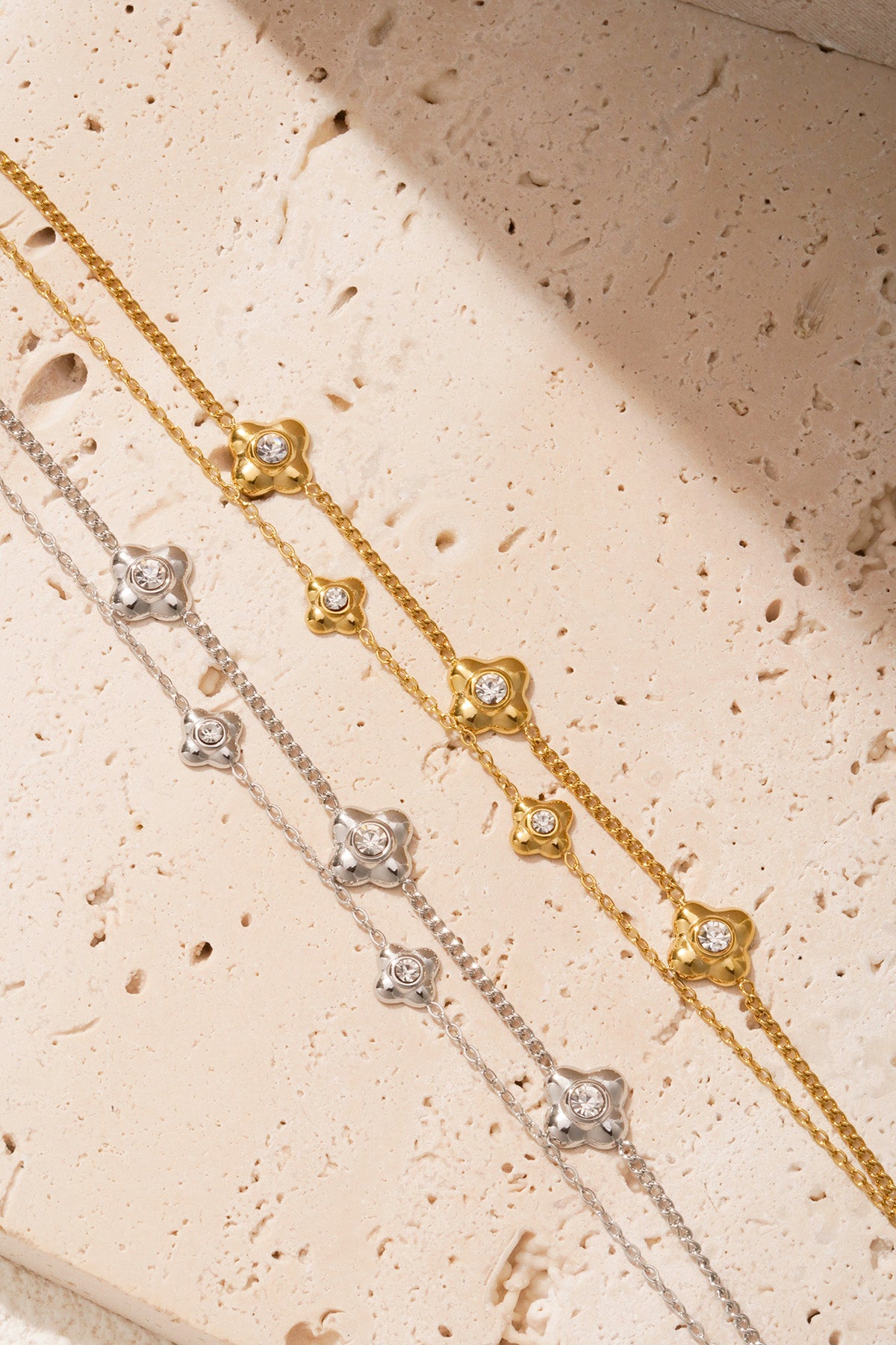 Blumenarmband - Silberfarben