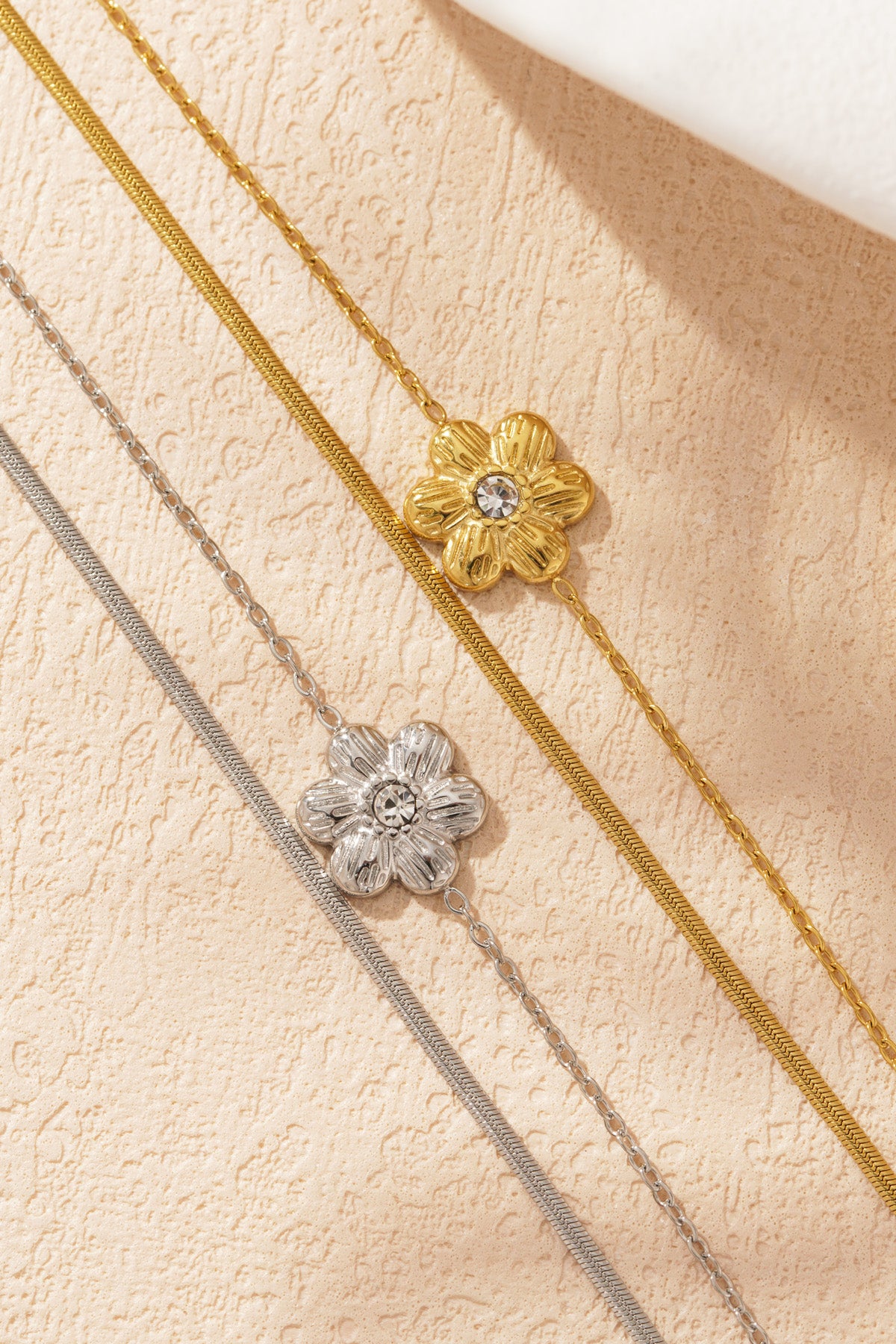 Blumenliebesarmband - Silberfarben