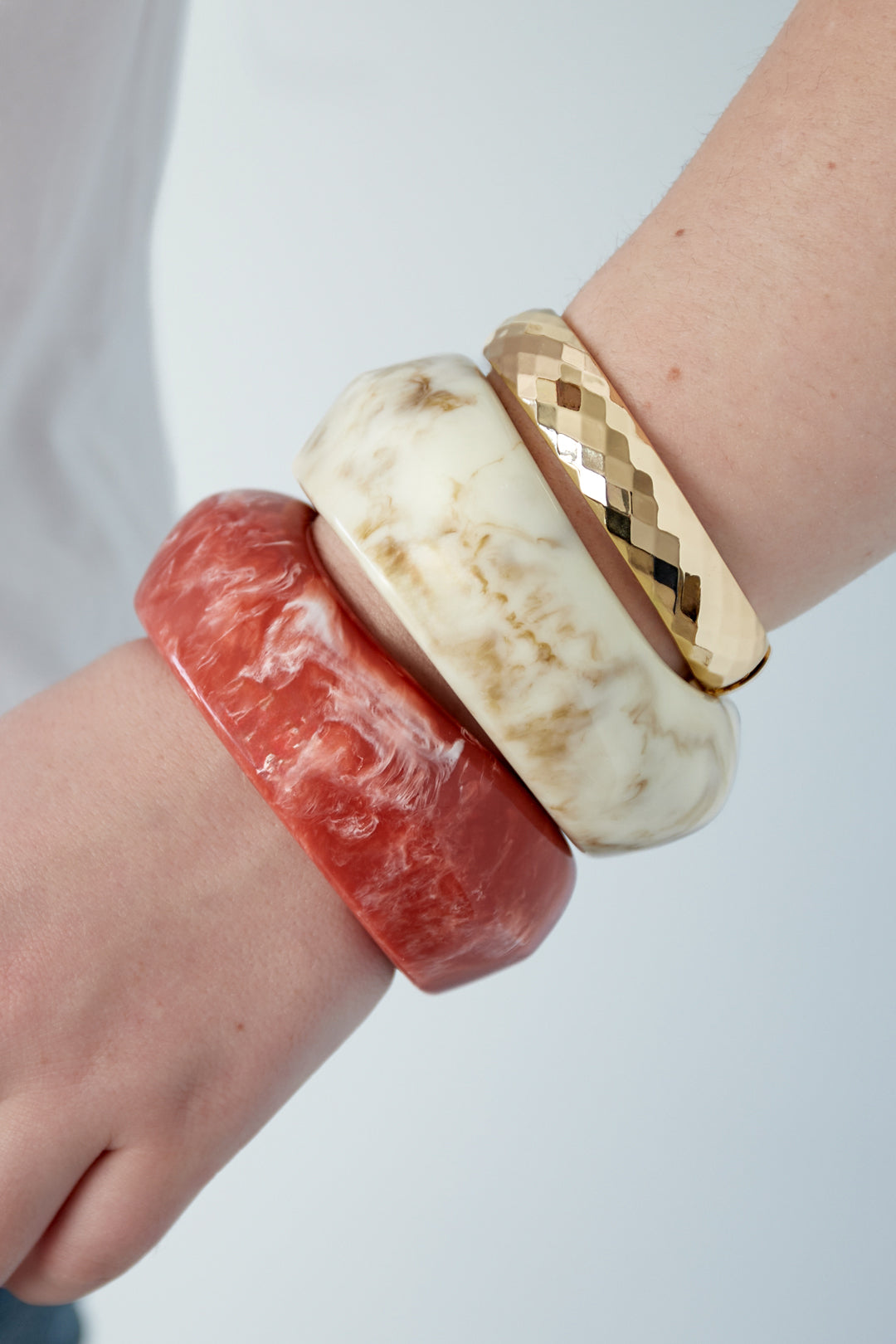 Ästhetischer Armreif aus Acryl