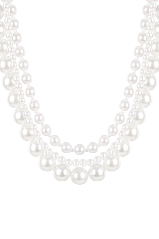 Große Perlenkette