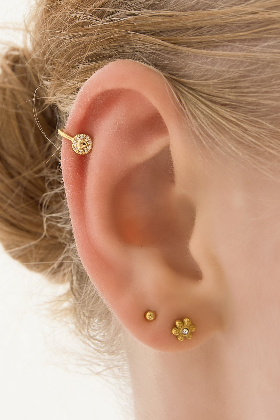 Nasen- und Ohrmanschetten-Liebe