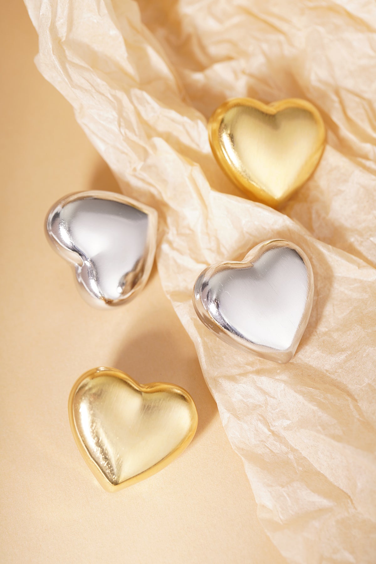 Weiche Herz-Ohrstecker